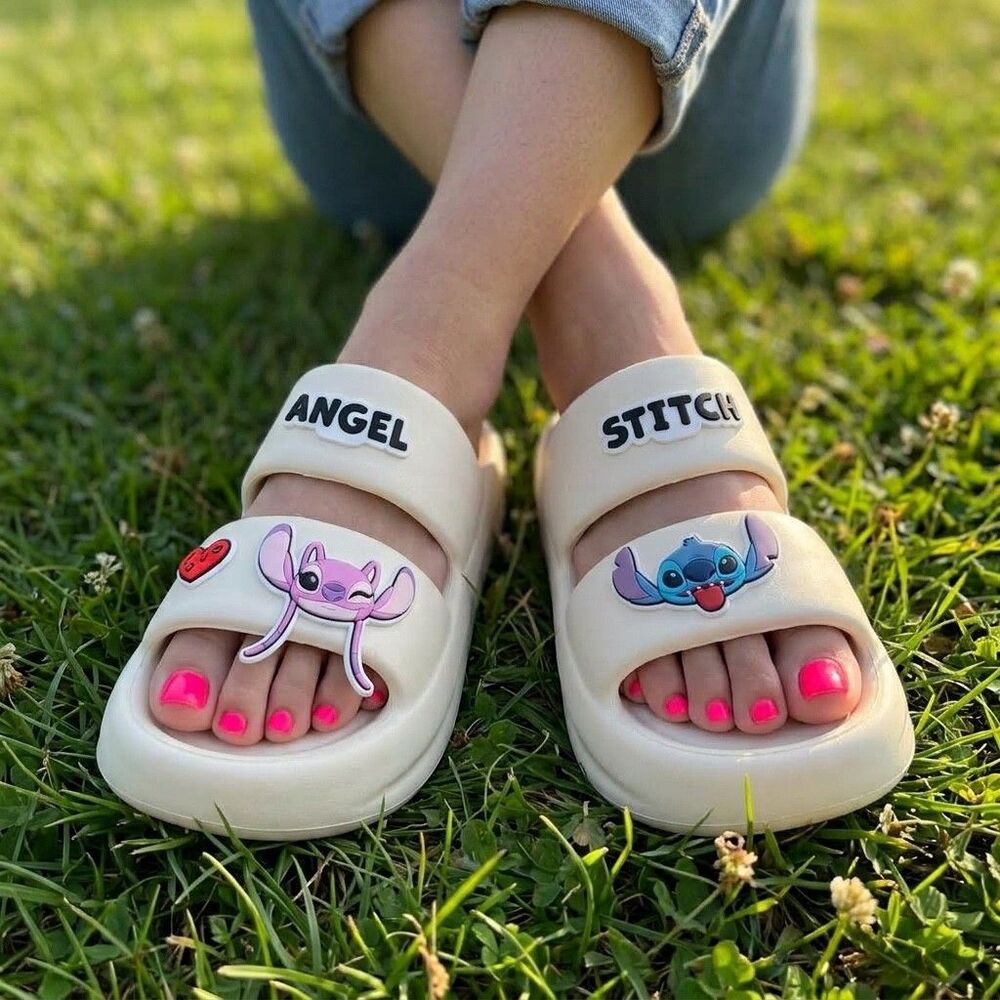 MINISO® Disney STITCH ANGEL Puffy Cloud Sandals Big Kids 5.5Y GIRLS Beige MEDIUM